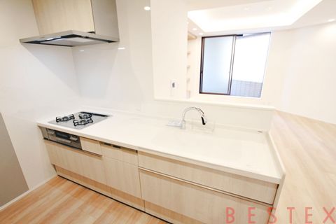 キングヒルズ白山 3階