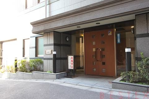 シャリエ本郷 5階