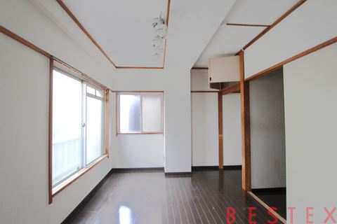 バンビ白山第4ビル 302