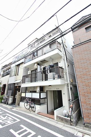 千駄木2丁目一棟アパート（212.34）