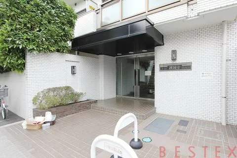 ワコー護国寺マンション 3階