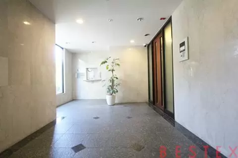 ローズウッド小石川 2階