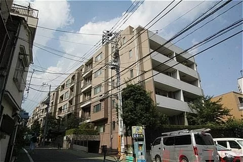 プラウド本郷 4階