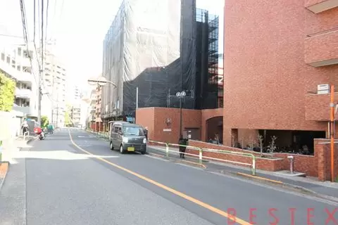 シャンボール小石川 1階