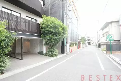オープンレジデンシア小石川五丁目 1階